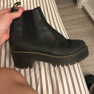 ROMETTY WYOMING LEATHER PLATFORM CHELSEA BOOTS